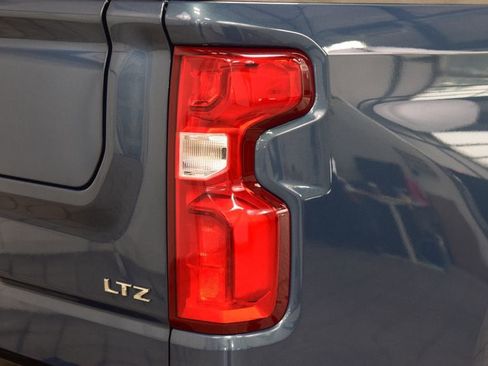 Used 2024 Chevrolet Silverado 1500 LTZ w/ LTZ Premium Package AWD/4WD image 19