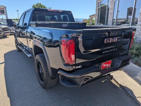 Used 2020 GMC Sierra 2500 Denali w/ Denali Ultimate Package AWD/4WD image 3