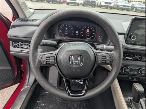 Used 2025 Honda Accord SE image 8
