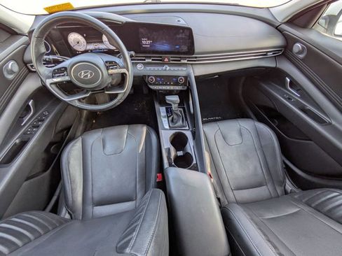 Certified 2023 Hyundai Elantra Limited image 10