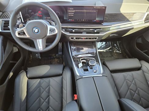 New 2026 BMW X5 xDrive50e w/ M Sport Package image 28