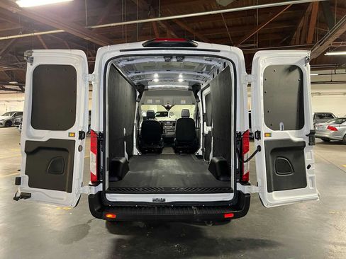 Used 2023 Ford Transit 250 Medium Roof AWD w/ Load Area Protection Package image 15