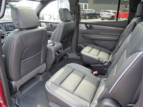 New 2026 Buick Enclave Avenir w/ Super Cruise Package AWD/4WD image 35