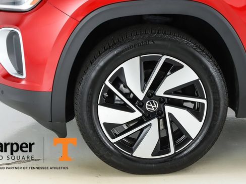 Used 2024 Volkswagen Atlas SE FWD image 45