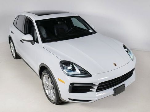 Certified 2019 Porsche Cayenne AWD/4WD image 30