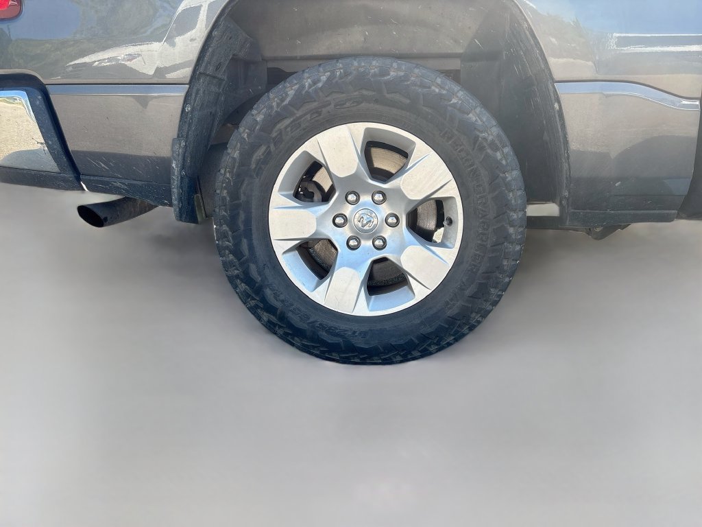 Used 2022 RAM 1500 Big Horn AWD/4WD image 14