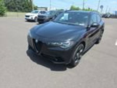 Used 2024 Alfa Romeo Stelvio Veloce AWD/4WD image 8