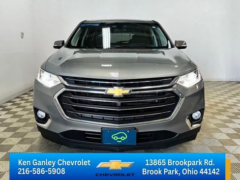 Certified 2018 Chevrolet Traverse LT AWD/4WD image 2
