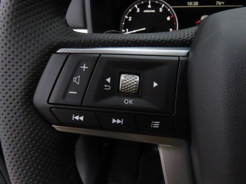 New 2025 Mitsubishi Outlander SE image 12