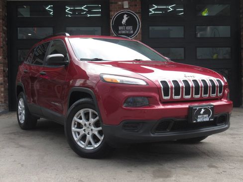 Used 2017 Jeep Cherokee Sport w/ Cold Weather Group image 1
