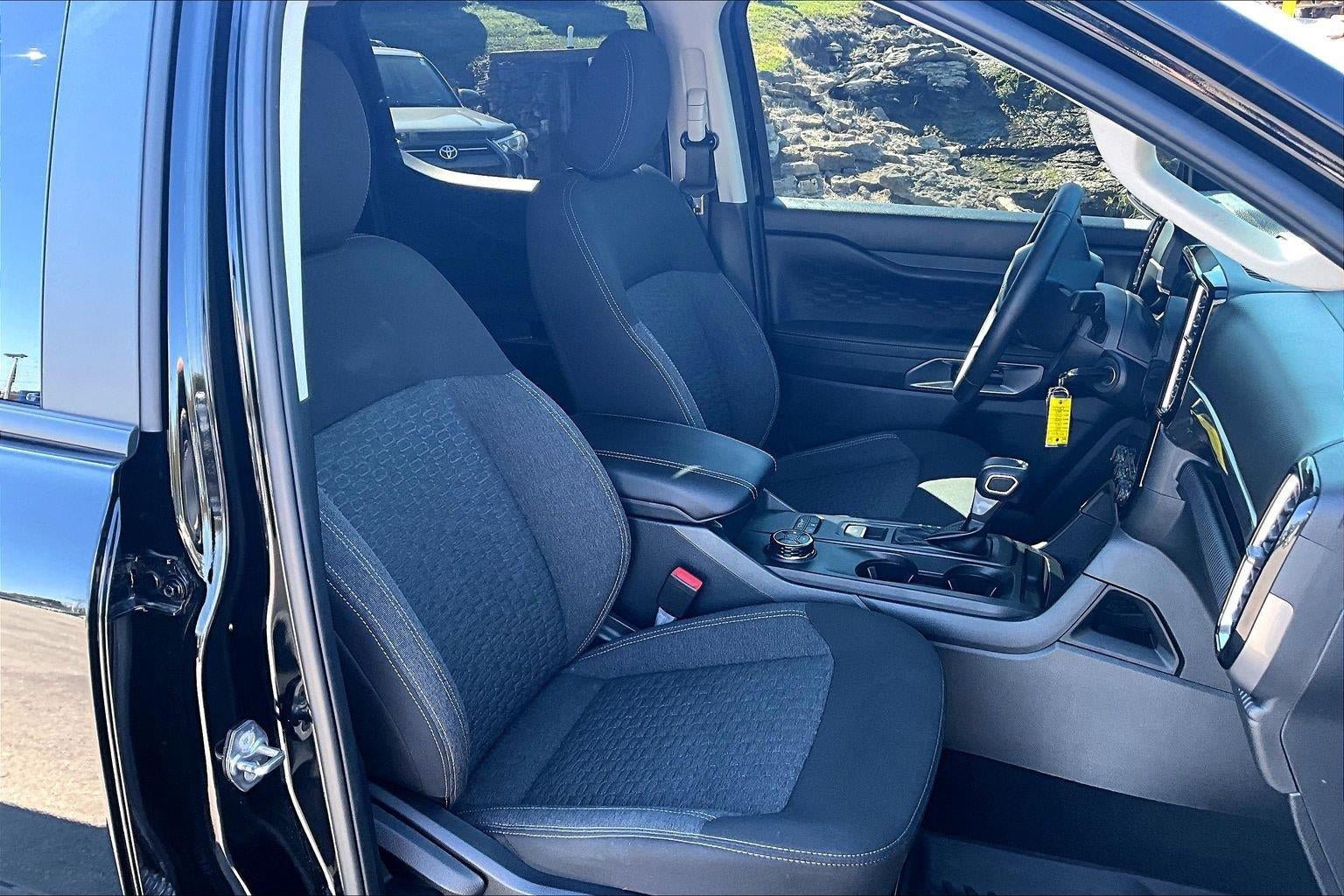 Used 2024 Ford Ranger XLT w/ FX4 Off-Road Package AWD/4WD image 6