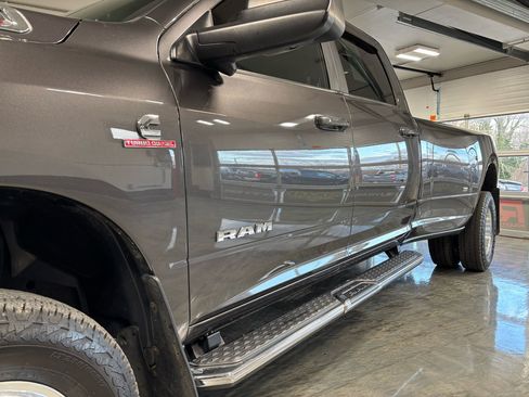 Used 2021 RAM 3500 Big Horn w/ Level 2 Equipment Group image 6