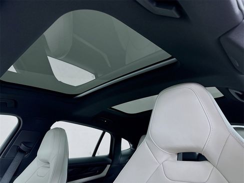 New 2026 Porsche Panamera image 23