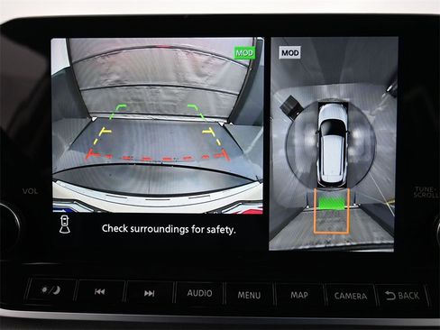 Used 2022 Nissan Rogue Platinum w/ Head-Up Display Package image 15