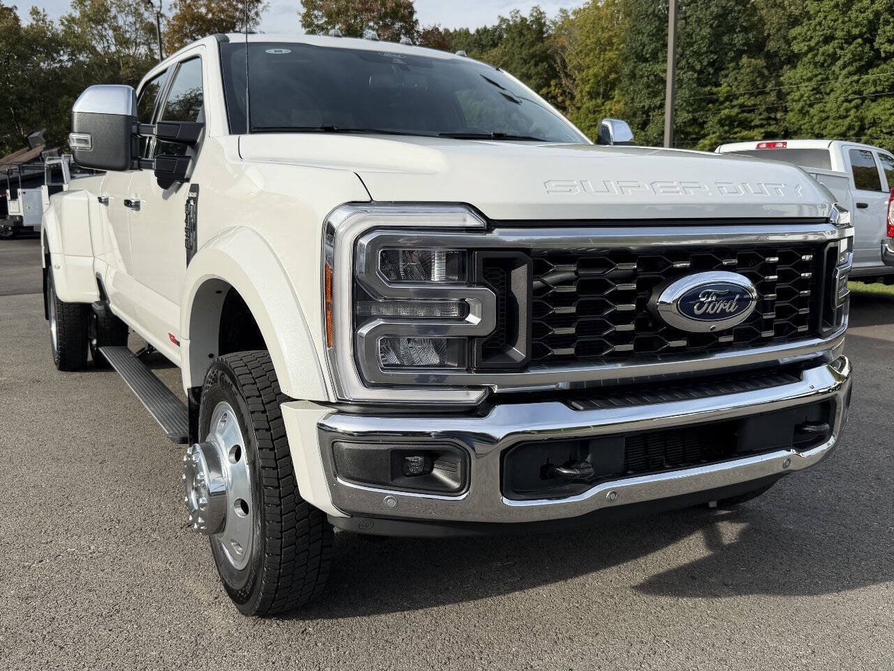 Used 2025 Ford F450 King Ranch w/ Chrome Package AWD/4WD image 6