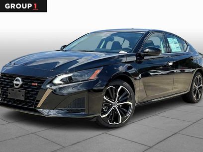 New 2025 Nissan Altima 2.5 SR w/ SR Premium Package