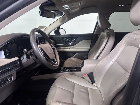 Used 2021 Lincoln Corsair AWD w/ Equipment Group 101A image 13