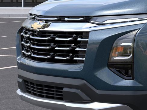 New 2026 Chevrolet Equinox LT w/ Safety and Technology Package FWD image 15