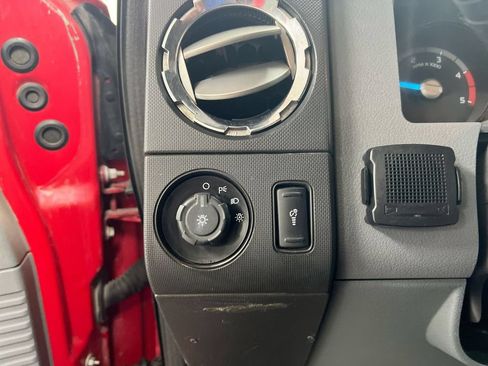 Used 2014 Ford F450 XLT w/ XLT Interior Package AWD/4WD image 12