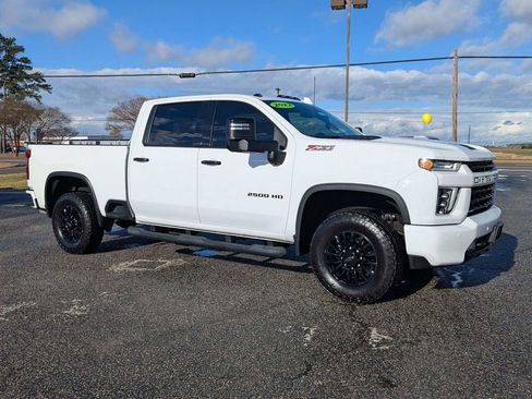 Used 2022 Chevrolet Silverado 2500 LTZ w/ LTZ Plus Package image 3