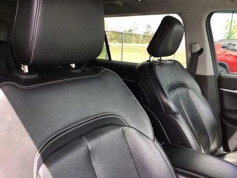 Used 2021 Jeep Grand Cherokee L Limited AWD/4WD image 31
