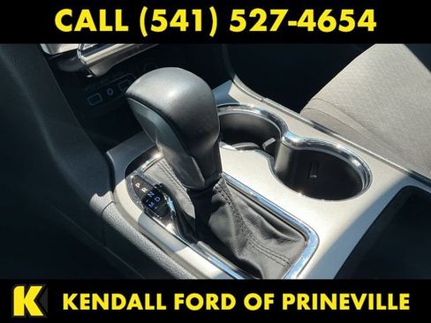 Used 2019 Jeep Grand Cherokee Laredo AWD/4WD image 18