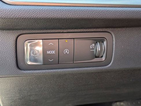 New 2026 Chevrolet Traverse LT w/ Midnight/Sport Edition image 13