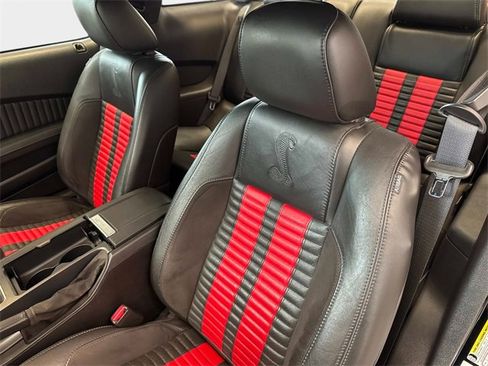Used 2011 Ford Mustang Shelby GT500 w/ SVT Performance Pkg image 13
