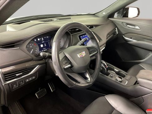 Used 2023 Cadillac XT4 Sport AWD/4WD image 17