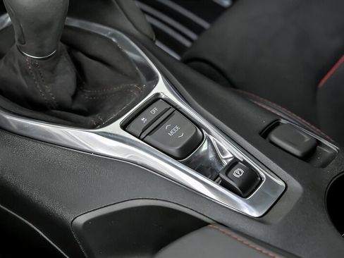 Used 2017 Chevrolet Camaro ZL1 image 34