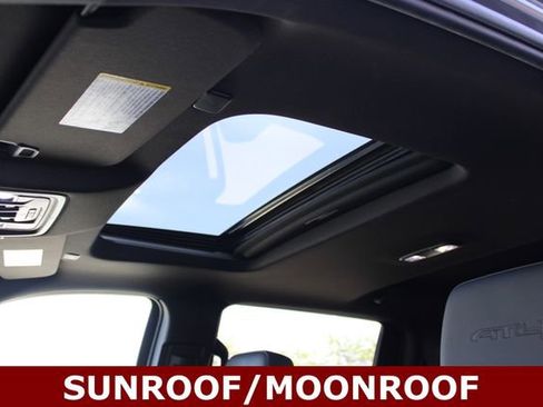 Used 2023 GMC Sierra 1500 AT4 w/ AT4 Premium Package image 8