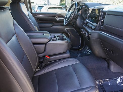 Used 2024 Chevrolet Silverado 2500 LTZ AWD/4WD image 16