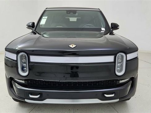 Used 2024 Rivian R1S Adventure image 2