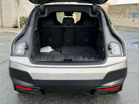 Certified 2024 BMW iX xDrive50 w/ Radiant Heating Package image 17