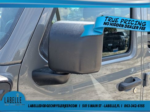 Used 2023 Jeep Wrangler Unlimited Sahara w/ Cold Weather Group AWD/4WD image 12