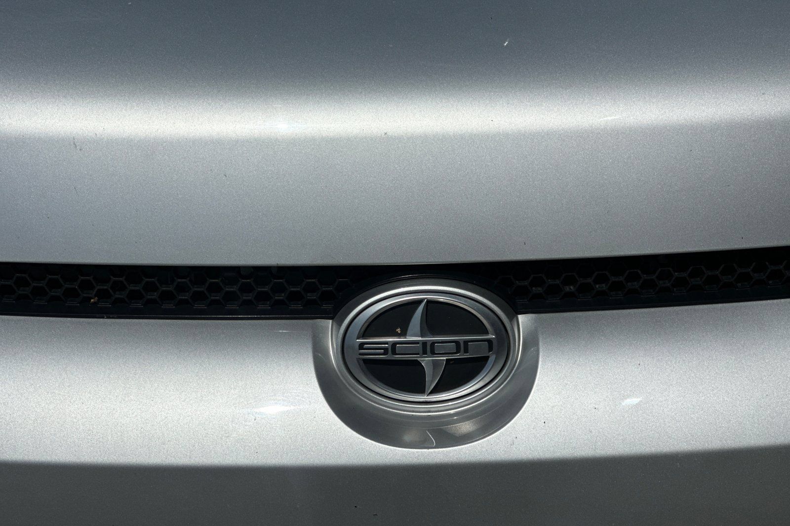 Used 2015 Scion xB FWD image 35
