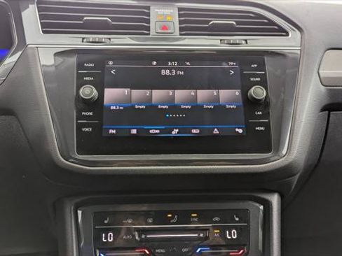 Used 2023 Volkswagen Tiguan SE FWD image 27