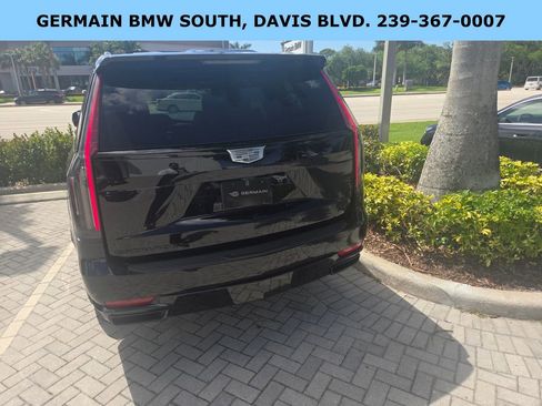 Used 2023 Cadillac Escalade Sport Platinum w/ LPO, ONYX Package image 13