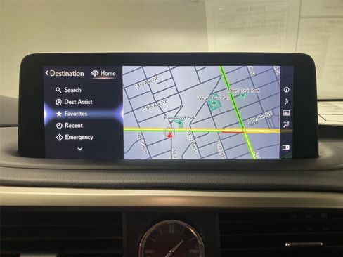 Used 2020 Lexus RX 450h AWD w/ Luxury Package image 24