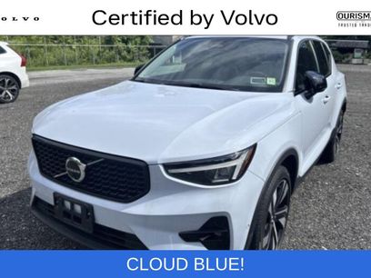 Certified 2024 Volvo XC40 B5 Plus w/ Protection Package Premier