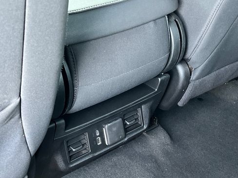 Used 2025 Chevrolet Silverado 1500 LT AWD/4WD image 41