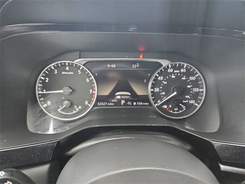 Certified 2025 Nissan Pathfinder SL image 34