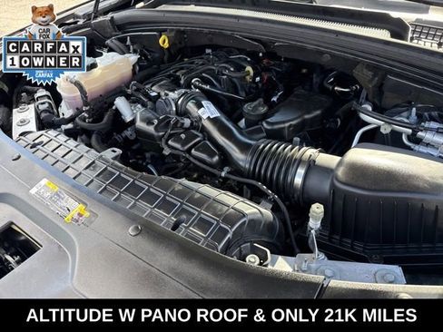 Used 2023 Jeep Grand Cherokee Altitude image 27