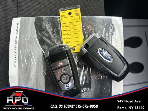 Used 2021 Ford Explorer XLT AWD/4WD image 34