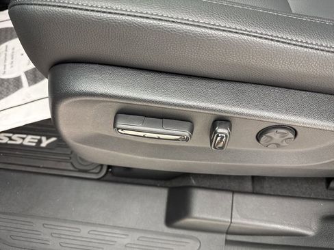 New 2026 Honda Odyssey EX-L image 18