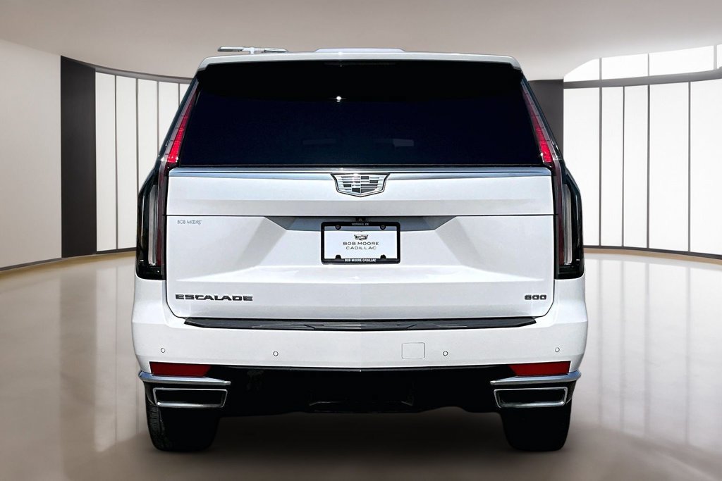 Used 2021 Cadillac Escalade Luxury AWD/4WD image 4