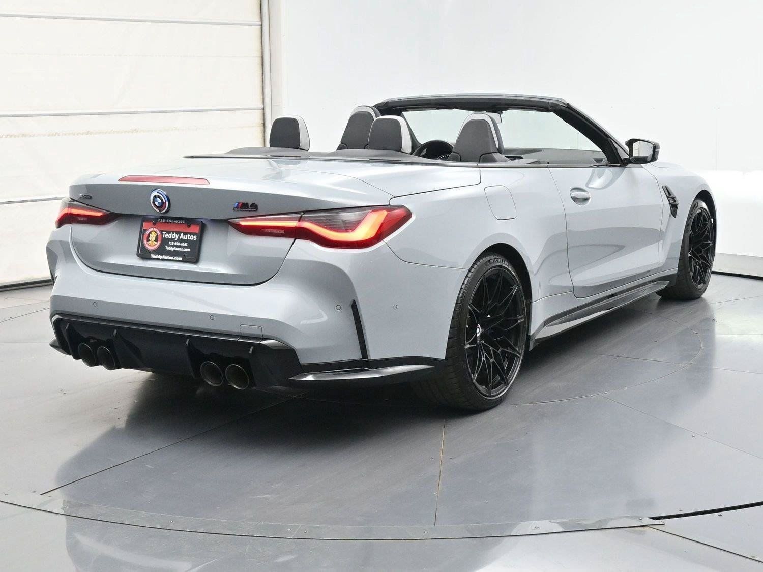 Used 2023 BMW M4 xDrive Competition AWD/4WD image 35
