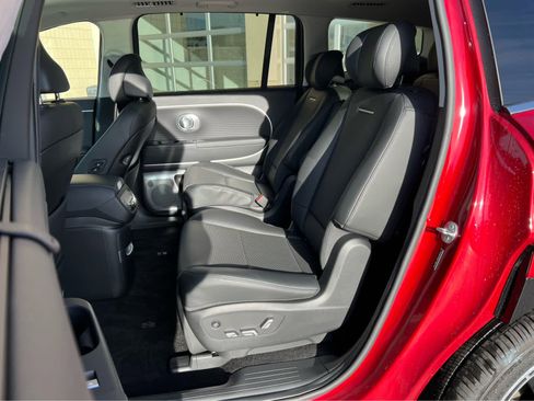 New 2026 Hyundai Ioniq 9 Limited image 28