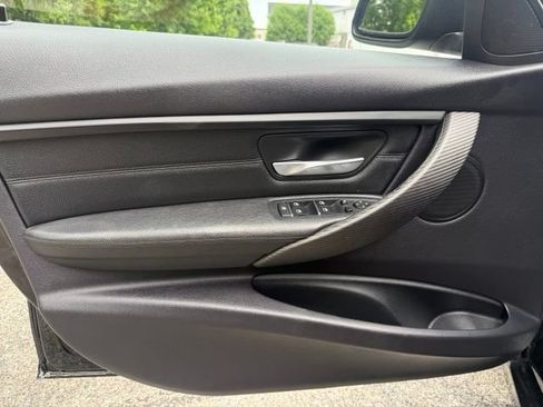 Used 2016 BMW 320i xDrive Sedan AWD/4WD image 13