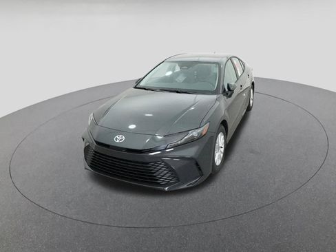 New 2026 Toyota Camry LE image 16